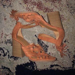 Qupid 3 inch sandals, never worn (Buckle)